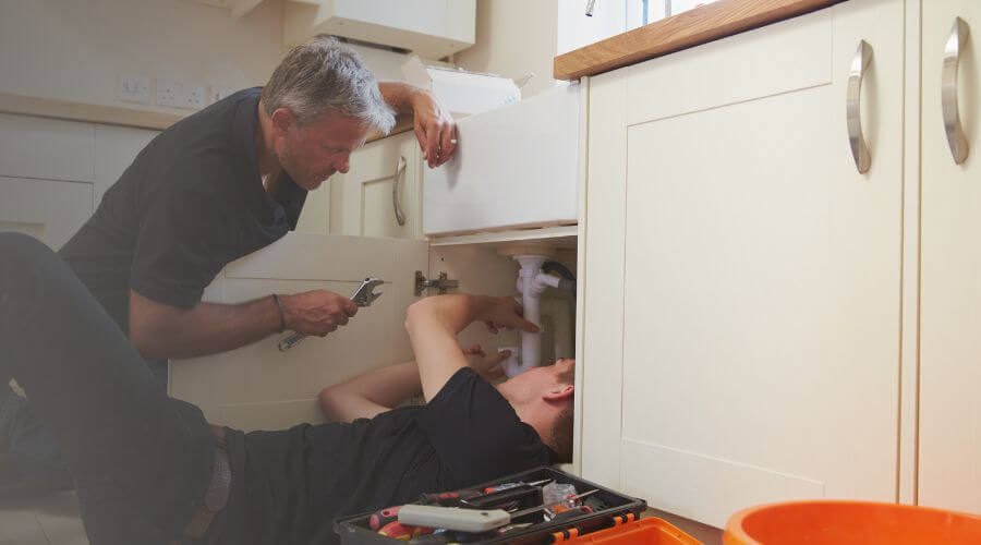 Professional expert plumbing services in Saratoga, IN